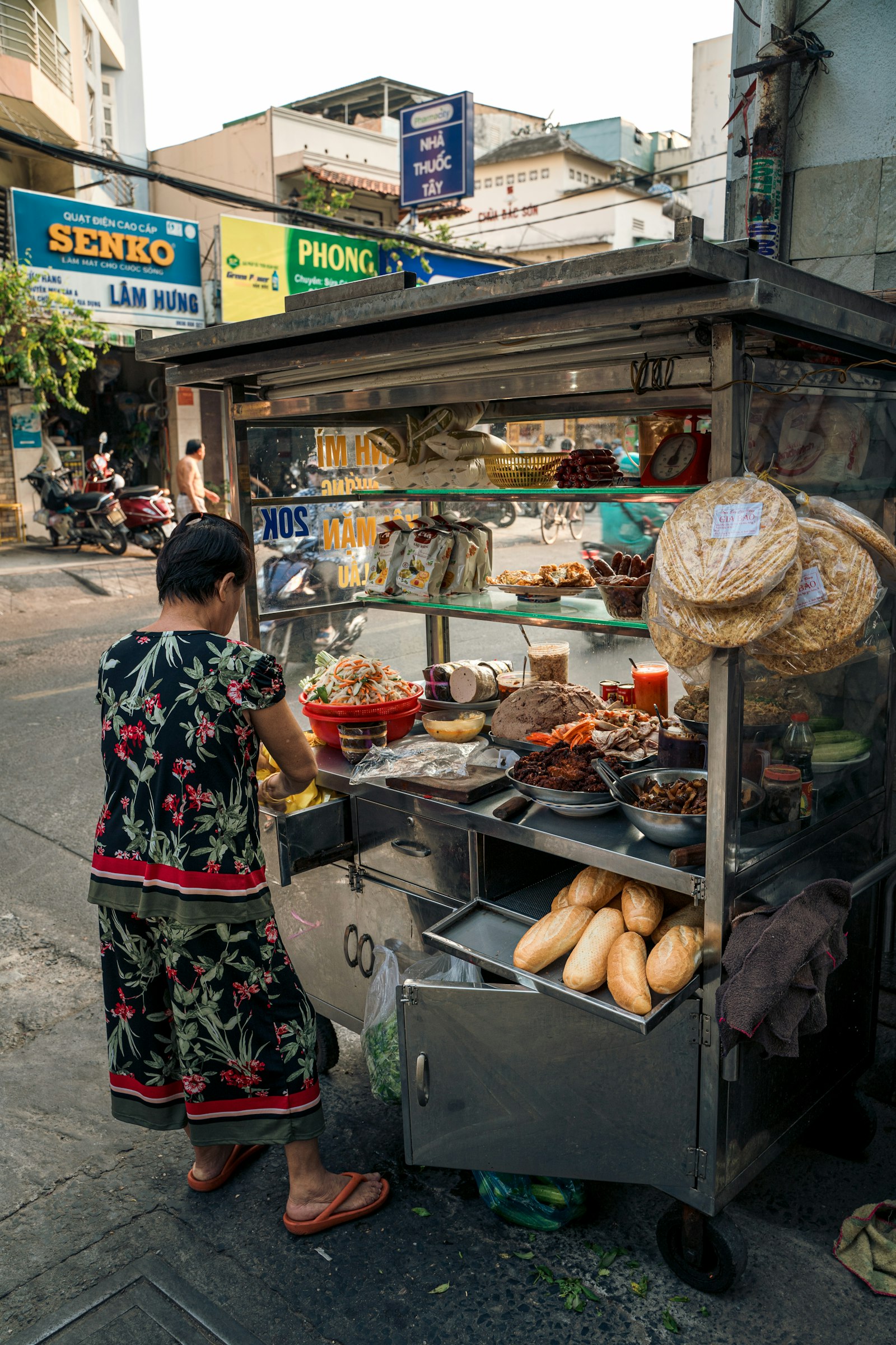 Banh mi street food vendor in District 3, Saigon