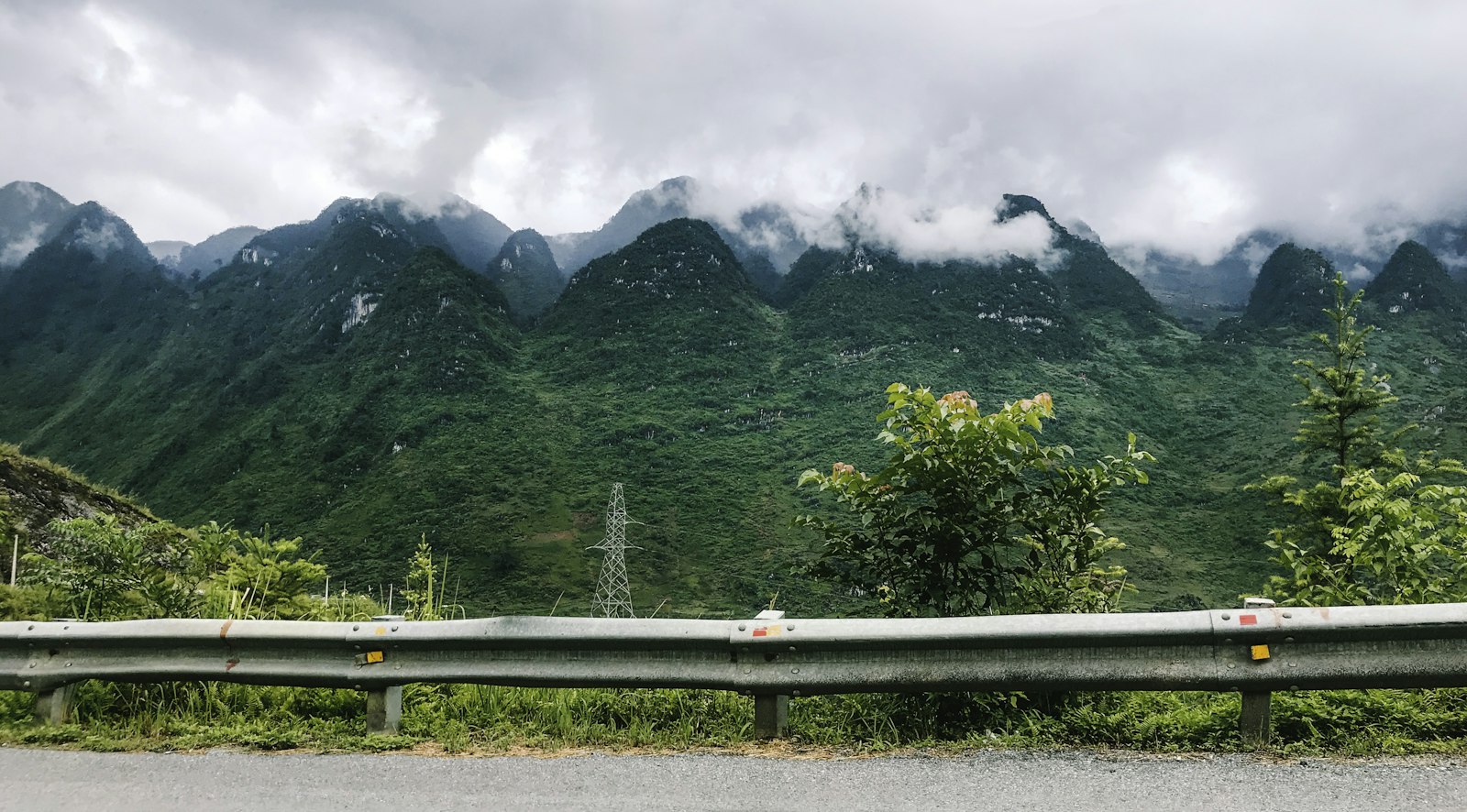 Mountain road from Ha Giang city to Dong Van, northern Vietnam