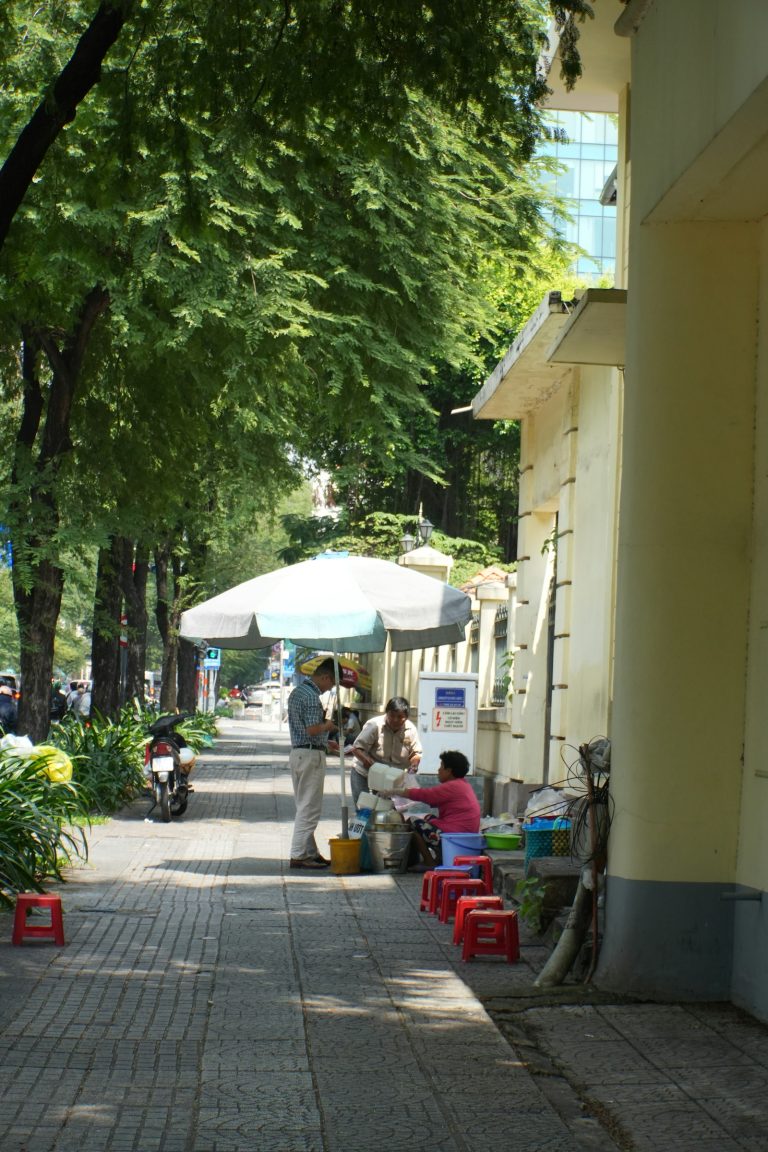 Saigon Street Food Walk: Alleys, Markets and Night Bites